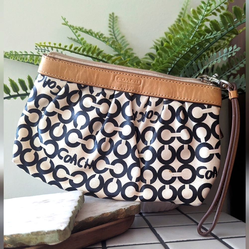 Coach Wristlet - Modern C Pattern
